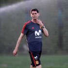  El español Fernando Hierro dirigió la selección de fútbol de su país cuando obtuvieron el título en el Mundial 2010. 