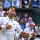  El serbio Novak Djokovic, ganador del Wimbledon ante Roger Federer, sigue siendo humilde pese a su éxito. 