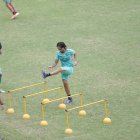  El mediocampista cafetero cumplió sus tres partidos de suspensión y está habilitado para actuar frente a Fuerza Amarilla. 