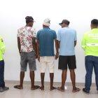  Los tres aprehendidos fueron llevados a la Unidad de Flagrancia en el norte de la urbe para ser puestos a órdenes del fiscal de turno.  