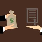  El reciente caso viene de una ex alta funcionaria de Gobierno: María Alejandra Vicuña, quien se desempeñó como vicepresidenta de Lenín Moreno, quedó expuesta el martes 9 de abril por una supuesta expedición fraudulenta de su título de posgrado. 