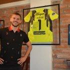  Javier Burrai, arquero del Macará y su emprendimiento en Ambato. 