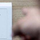  La policía sospecha de 4 hombres, quienes instalaron minúsculas cámaras en 42 habitaciones de 30 moteles. 