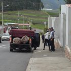  Los familiares de las víctimas retiraron los cadáveres de la morgue.  