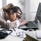  El padecimiento del mal de agotamiento se origina en la etapa escolar. 