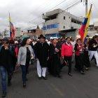  En Píllaro y en Ambato solicitaban alimentos para ser llevados a Quito donde están los manifestantes. 