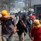  Las protestas en Caracas dejaron al menos 25 heridos. 