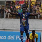  Roberto Ordóñez explicó que el encontrón con Antonio Valencia fue por el calor del partido. 