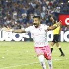  Liga superó a Emelec por penales 5-4 y avanzó a la final de la Copa Ecuador, donde enfrentará a Delfín. 