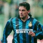  Sufrió de ruptura de ligamentos cruzados en ambas rodillas.  