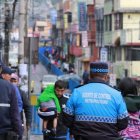  La agresión se registró la tarde del viernes en las calles García Moreno y Sucre, en el Centro Histórico de Quito. 
