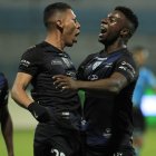  Independiente venció 2-0 a Deportivo Cuenca en Sangolquí. Luis León (i) marcó el segundo tanto. 