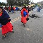  El movimiento indígena y los sindicatos de trabajadores aseguraron que seguirán en las calles con las protestas en contra de las medidas fiscales. 