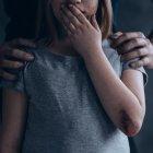  Los dos psicólogos consultados dijeron qué medidas tomar para ayudar a mantenerse a salvo. 