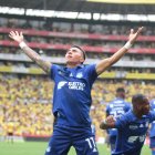  Ante la hipotética opción de que Barcelona juegue sus partidos de la Libertadores en el Capwell, en las redes sociales se rechazó tajantemente esta idea. Pero hace 31 años los azules jugaron en el Monumental sin problemas. 