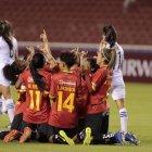  Deportivo Cuenca festeja los goles ante Estudiantes de Caracas en la primera fecha de la Copa Libertadores femenina.  