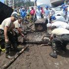  Los trabajos continúan en el Pinar Alto. El viernes un deslizamiento de tierra provocado por las lluvias arrastró autos, afectó viviendas y destruyó calles. 