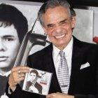  Una compositora de algunas de sus canciones aseguró en un programa de televisión que el músico no estaba en un hospital, sino en un asilo de ancianos.  