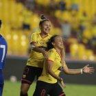  El primer Clásico en el Monumental, fue amarillo. Hasta ahora las canarias han ganado los dos partidos oficiales.   