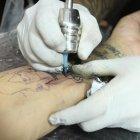  En el encuentro estarán tatuadores de diferentes partes del país. Se trabajará en un ambiente seguro. 