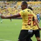  Ángelo Quiñónez dice estarse entendiendo cada día mejor con Fidel Martínez. 