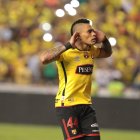  Jonathan Álvez volverá a llenar de locura el estadio Monumental de Barcelona. 