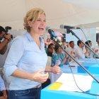  La alcaldesa suspendió todos los eventos públicos de la ciudad.  