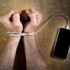  Referencial. La adicción a las redes sociales pueden ser tan dañina como el consumo de drogas. 