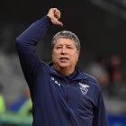  Según periodistas locales y colombianos, Hernán Darío Gómez llegó a aun acuerdo para terminar su vínculo con la selección ecuatoriana de fútbol. Falta la confirmación de la FEF. 