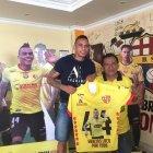  Jonathan Álvez y Ángel Encalada hicieron un pacto antes del Clásico. 