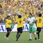  Barcelona venció 2-0 a Liga de Portoviejo el 3 de octubre de 2009 y con ello salvó la categoría. 