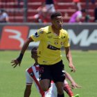  Barcelona saldría limpio en este caso, pues al momento de ser fichado, el futbolista constaba como ecuatoriano y ya había jugado en otros clubes e incluso formó parte de la selección nacional sub-17 y sub-20.   