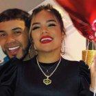  Entre las exigencias de la pareja de cantantes esta una suite presidencial en un hotel cinco estrellas, la cual debe tener una consola de juego de alta tecnología. 