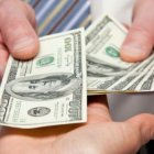  Para 2019 el Presupuesto General del Estado (PGE) ascendería a $ 31.318 millones y en  relación al del 2018 ($ 34.818 millones), la cifra de este año es inferior en $ 3.534,48 millones. 