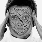  El síndrome del impostor ocasiona pensamientos negativos y de insuficiencia con respecto a tus habilidades. 