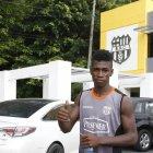  Imagen de archivo. En caso de darse el fichaje, Torres sería el tercer ecuatoriano en el cuadro dirigido por Almada. 