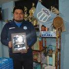  Durante cuatro años visitó bibliotecas y hemerotecas en Ambato y uno para las entrevistas y la redacción. El libro contiene 300 páginas. 