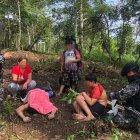  El esposo de la mujer hoy detenida fue asesinado en días pasados en una emboscada en Manabí. 