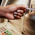  El Skimming consiste en la duplicación de tu tarjeta para realizar transacciones y retiros sin autorización tuya. 