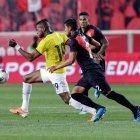  Ecuador pudo vencer a su similar Perú en un encuentro amistoso. 