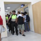  El robo sucedió durante 400 metros que el bus circuló desde el parque Guamote hasta el parque Paquisha, en la parroquia Pascuales. 