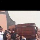  ‘La negra Rumelia’ fue una de las canciones que más se escuchó en sepelio de Gloria López Reyes. 