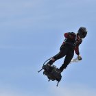 El espectáculo inició en los Campos Elíseos de Francia.  