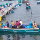  Apenas llegaron al puerto, los pescadores fueron trasladados a un hospital para su evaluación. 
