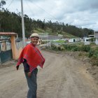  Habitantes de la comuna de Echaleche se muestran felices por el desempeño del Mushuc Runa.  