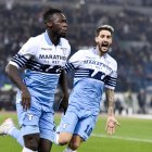  Es que según la prensa de ese país, Felipao seguirá solo hasta junio del próximo año, que es cuando termina el vínculo contractual del ofensivo nacional con el elenco capitalino. 