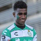 Torres vive su primera temporada en el Santos Laguna.   