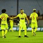  El volante colombiano de los canarios, Sebastián Pérez, acumuló 5 tarjetas amarillas y se perderá el Clásico del Astillero. 