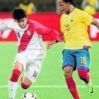  En la última fecha de la fase de grupos, la selección de Perú ganó 2-0 a Ecuador. 