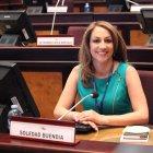  Soledad Buendía acudió a la Embajada de México para recibir protección y resguardo. 